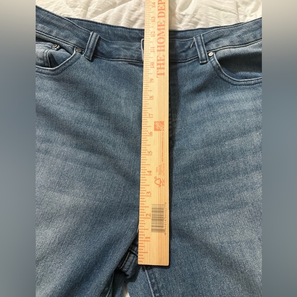 Goldenpoint Blue Ankle Cropped Jeans with Wide Cuff. Very Soft Stretchy Denim. - Picture 8 of 13